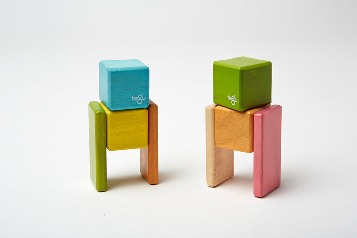 Original Pocket Pouch Magnetic Wooden Blocks 8 pieces