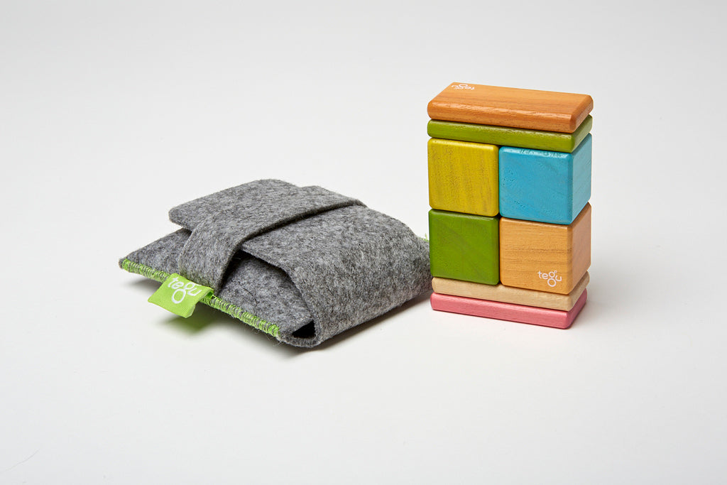 Original Pocket Pouch Magnetic Wooden Blocks 8 pieces
