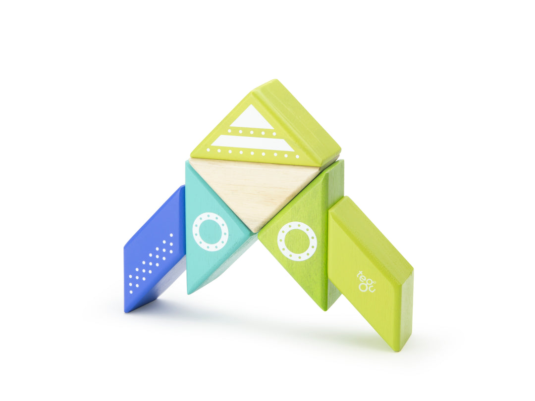 Travel Pals - Spaceship Magnetic Wooden Blocks 6 pieces