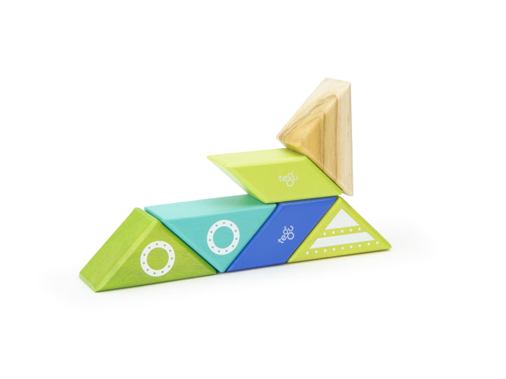 Travel Pals - Spaceship Magnetic Wooden Blocks 6 pieces