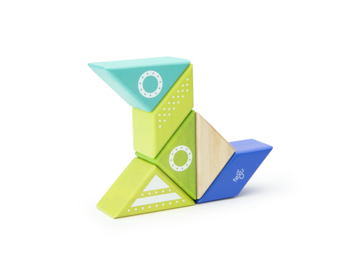 Travel Pals - Spaceship Magnetic Wooden Blocks 6 pieces