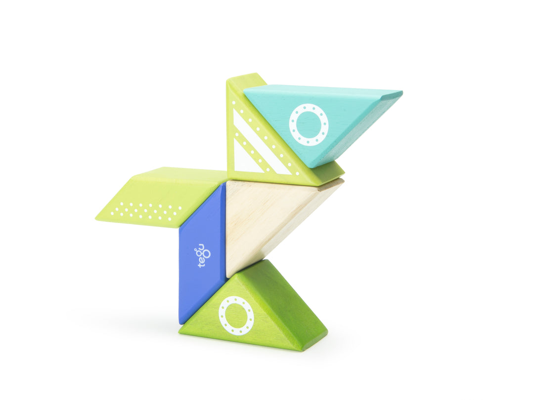 Travel Pals - Spaceship Magnetic Wooden Blocks 6 pieces